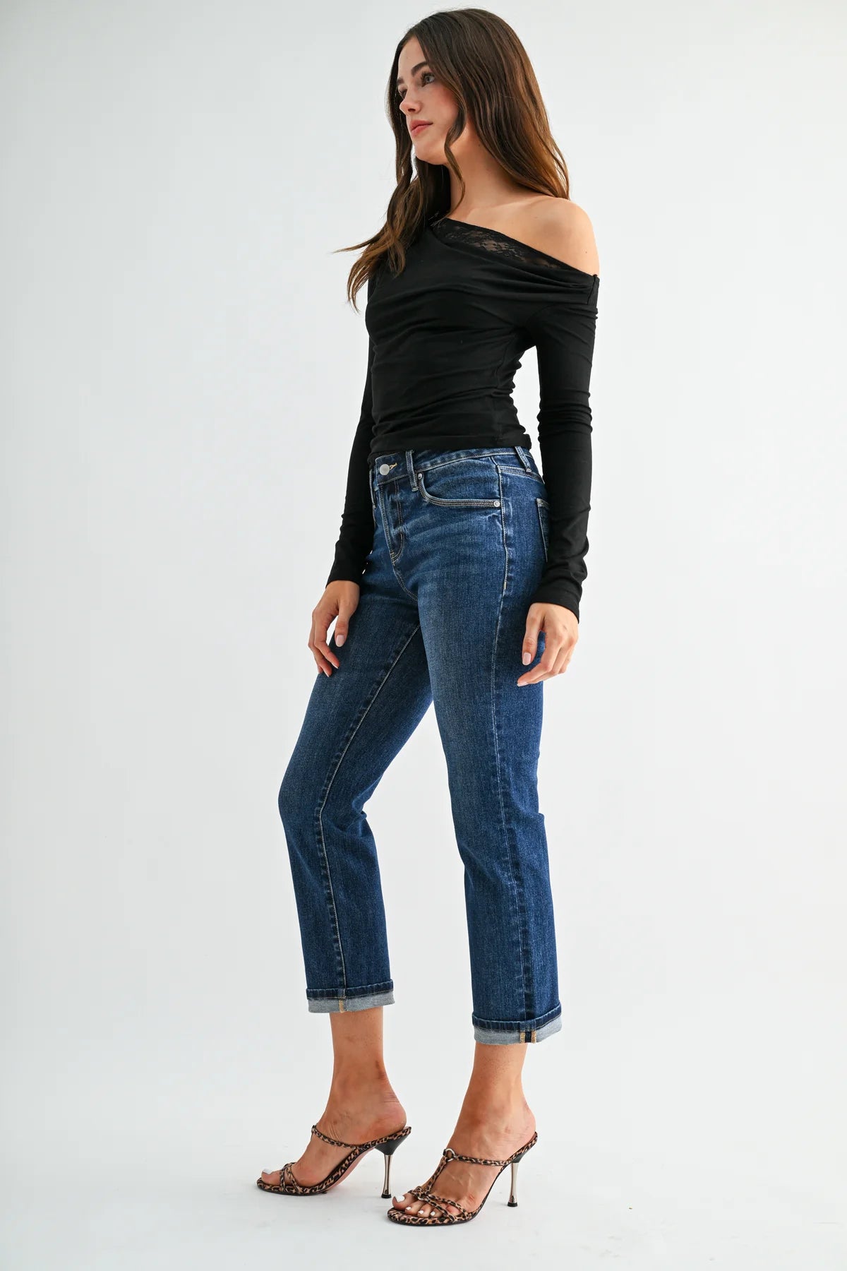 The Aspen Mid Rise Straight Crop Jeans