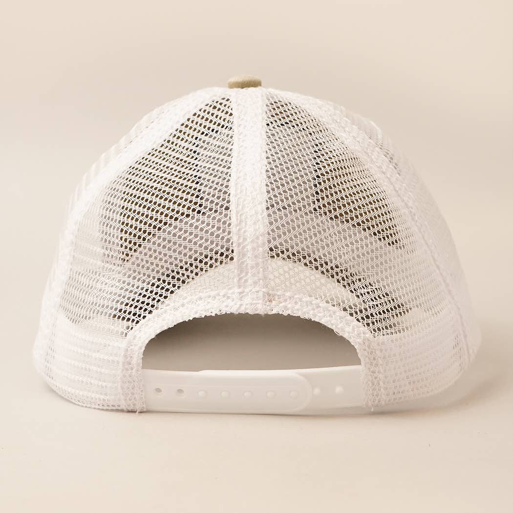 Wild Life Patch Mesh back Baseball Cap (Khaki)