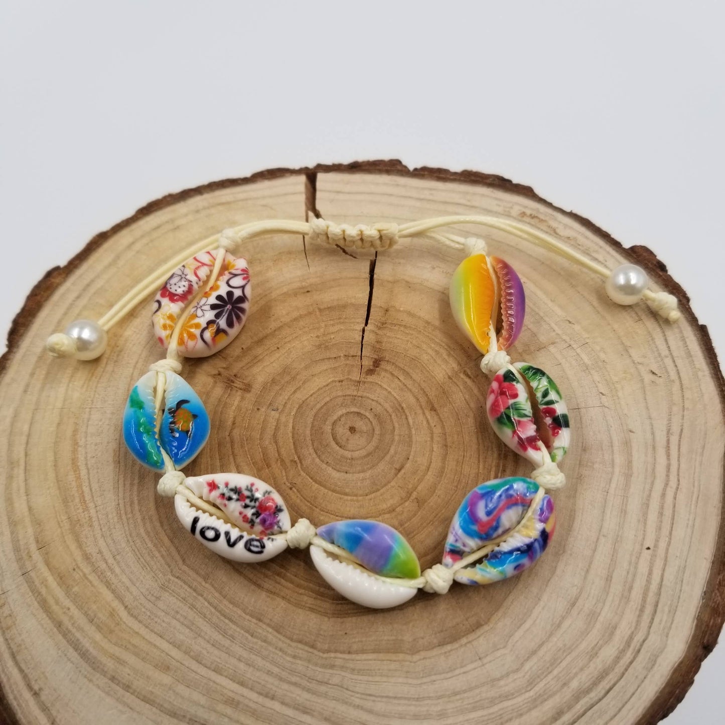 Graffiti Shell Bracelet - 2 Colors