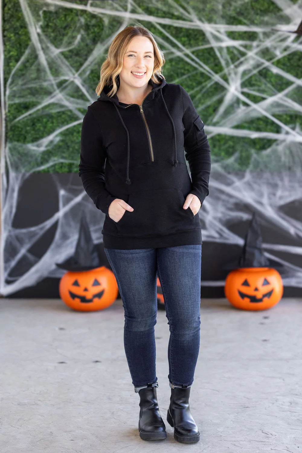 Pixie Pocket Halfzip Hoodie - Black