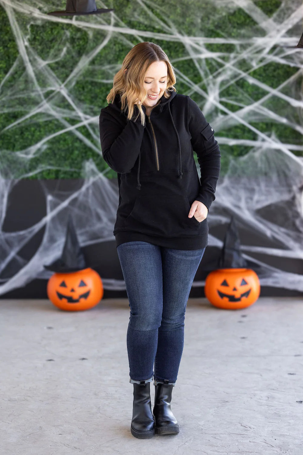 Pixie Pocket Halfzip Hoodie - Black